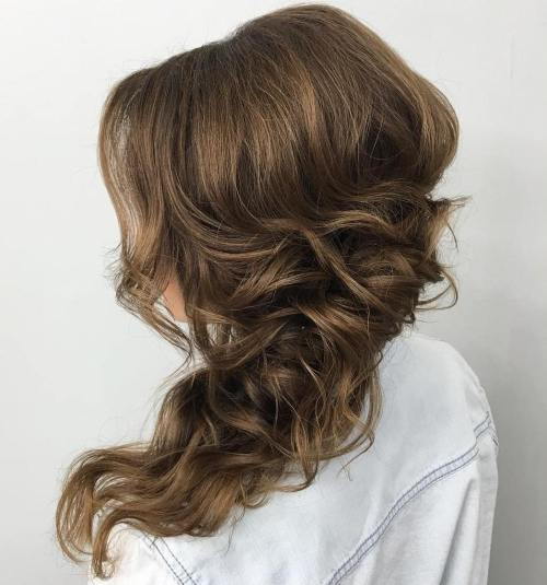 Тоуслед Wavy Side Hairstyle