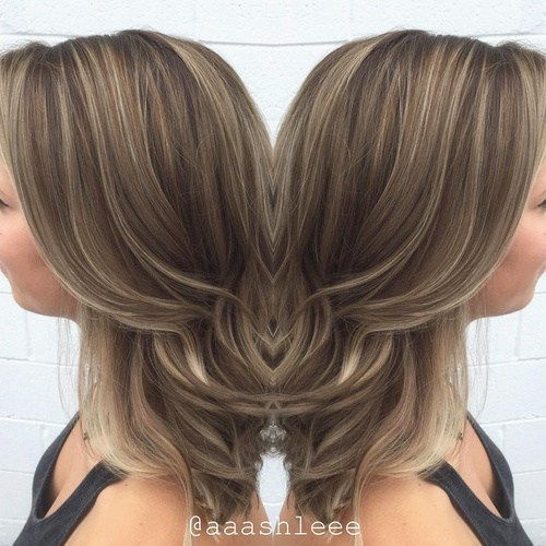 pepel brown hair with thin highlights