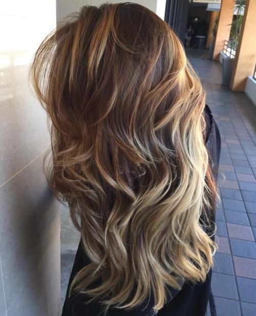 Lång Layered Brown Ombre Hair