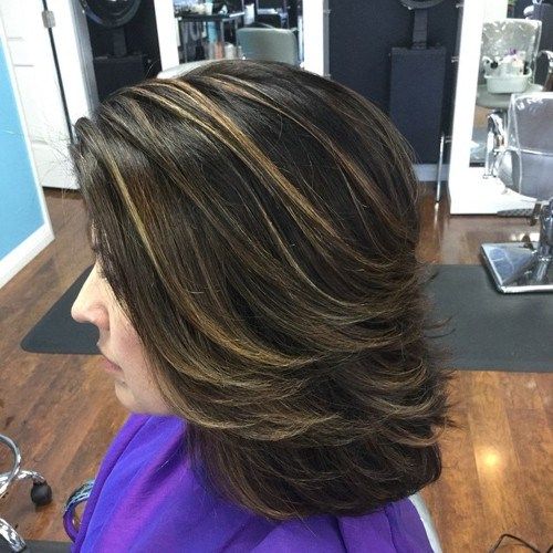 formell shag hairstyle with highlights