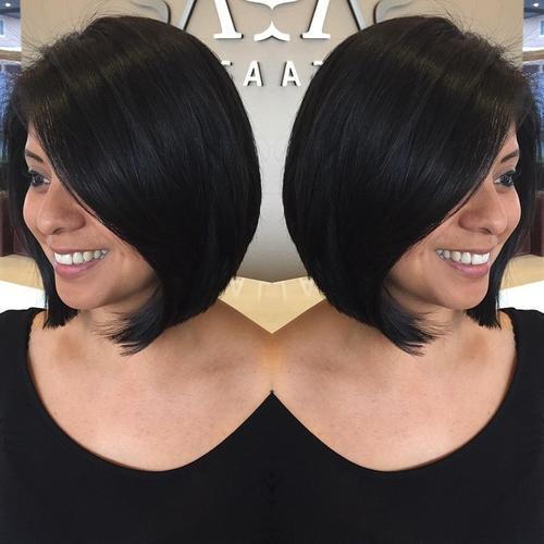 14.Rounded collarbone bob