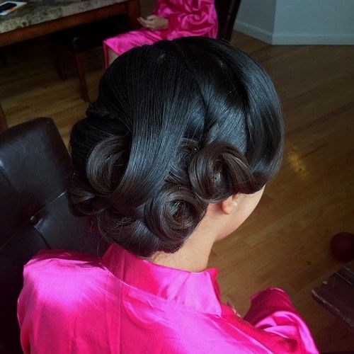 nízky curls wedding updo for black hair
