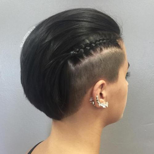 Kort Hairstyle With Side Undercut