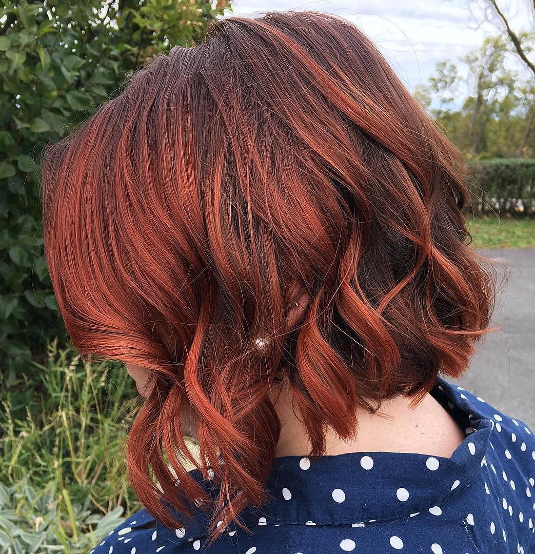 hnedý Bob With Copper Red Balayage