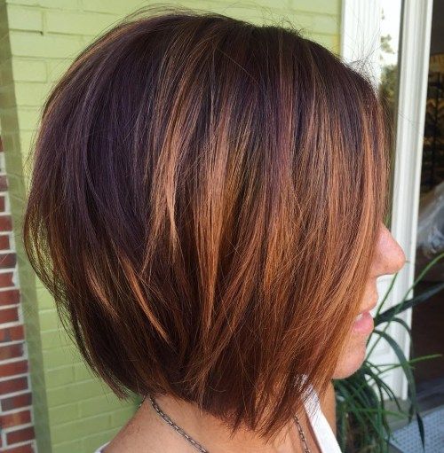 rozstrapatené Layered Side-Parted Bob
