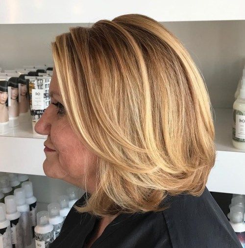 Карамел Blonde Bob With Layers