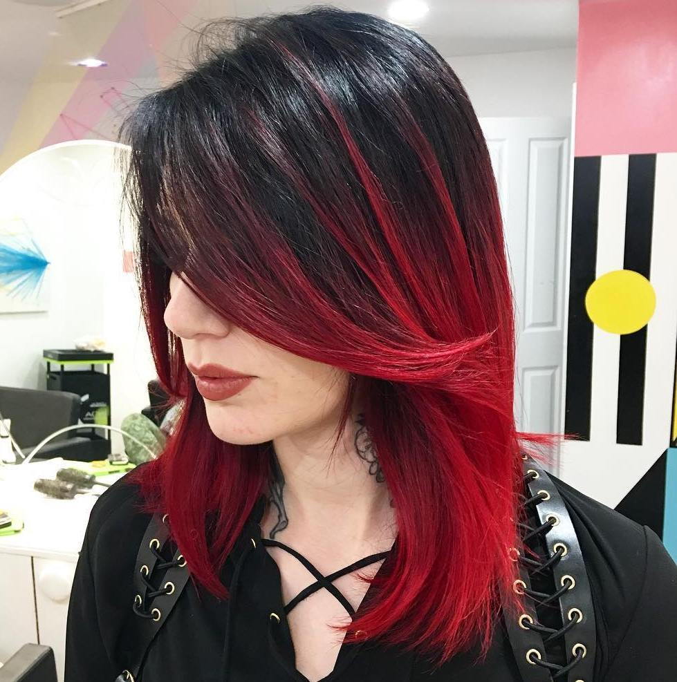 Svart To Red Ombre Balayage