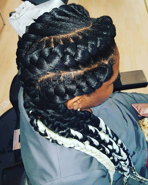 kurvig black goddess braids