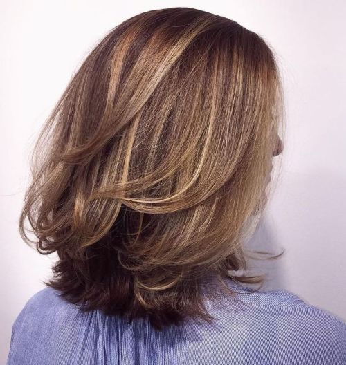 Средње Layered Cut With Subtle Highlights