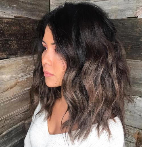 Средње Brunette Shag With Highlights