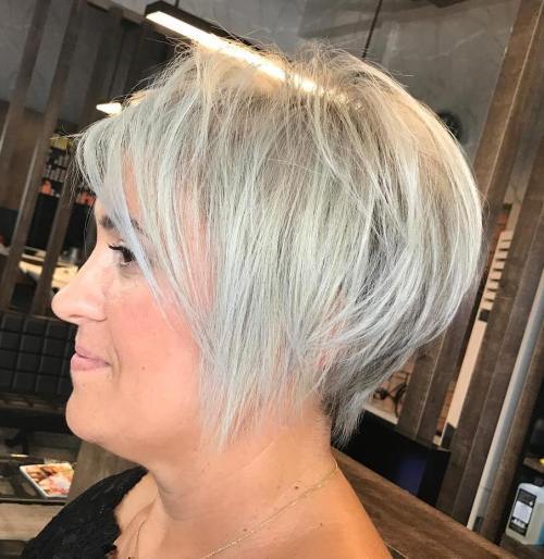 Kratek Gray Hairstyle For Women Over 40