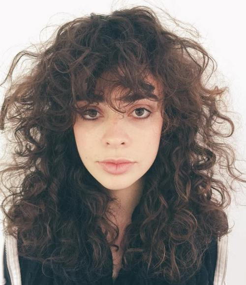 Дуго Curly Hairstyle With Bangs