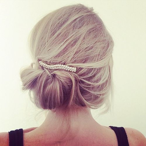liber messy updo for thin hair