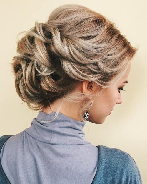 afânat Twisted Updo With A Bouffant
