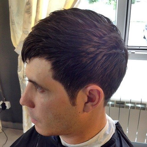 män's short layered haircut