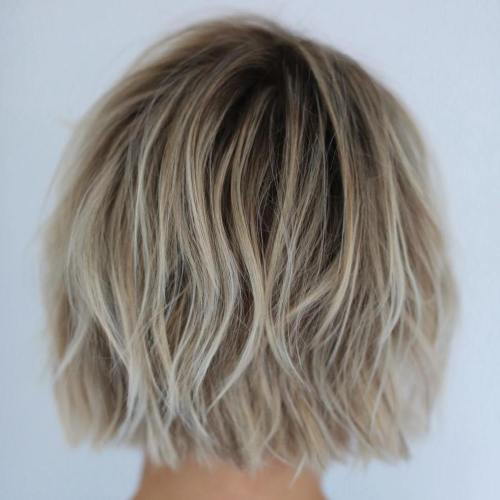 rozstrapatené Blonde Bob Hairstyle