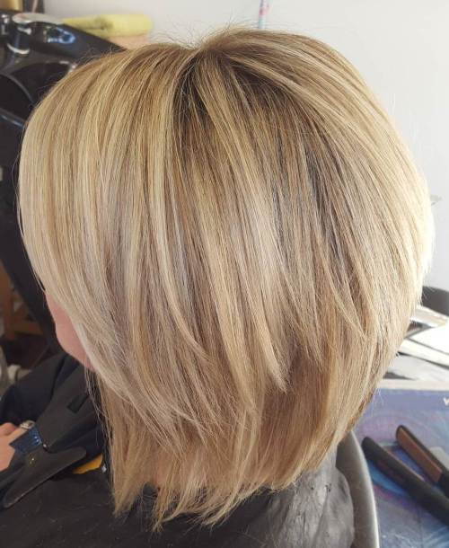blondinka chopped bob haircut