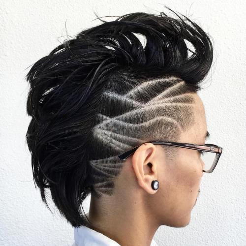 femei's Mohawk With Carved Designs