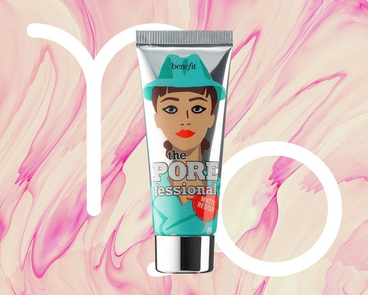 Beneficiu The Porefessional Matte Rescue Invisible Finish Mattifying Gel on a colorful background