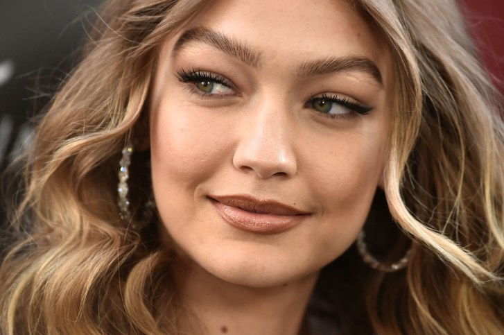 Gigi Hadid Made A Subtle But Transformative Switch Up To Her Makeup lead