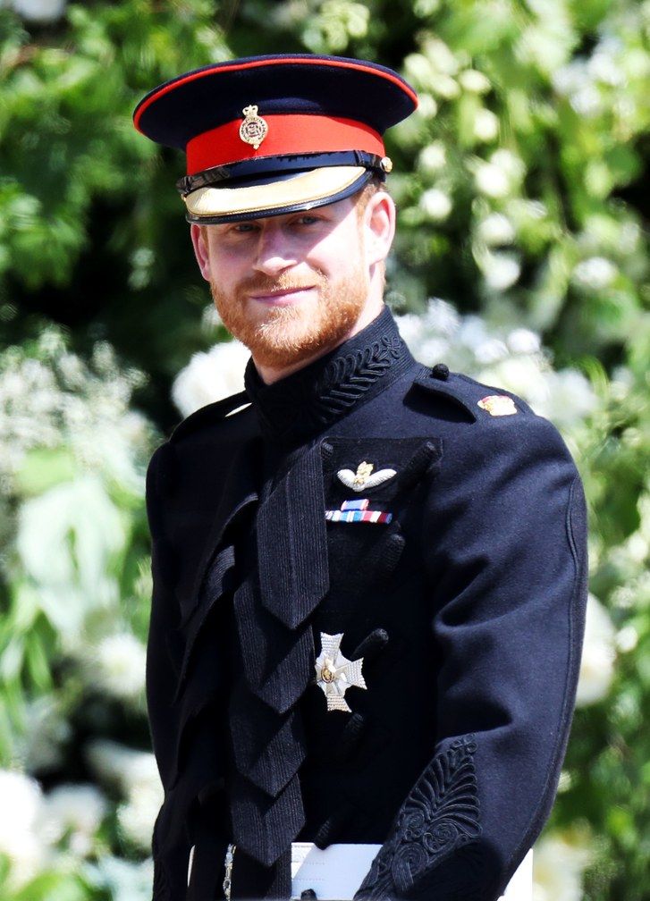 Принце Harry arrives at his wedding to Ms. Meghan Markle at St George's Chapel, Windsor Castle on May 19, 2018 in Windsor, England. 