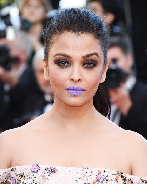 Aishwarya rai purple lipstick