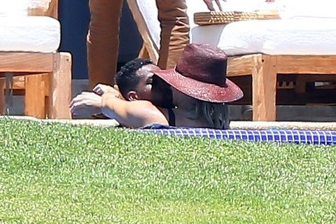 Kendall Jenner and Khloe Kardashian heat things up in Puerto Vallarta!