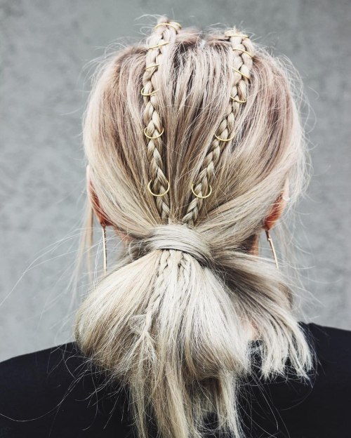 nízky Knot With Two Braids