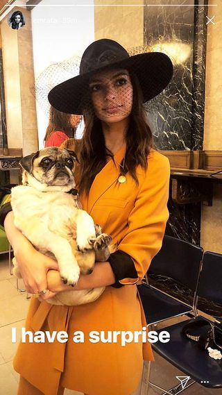 Емили Ratajkowski's gorgeous wedding suit was from Zara and was only $200
