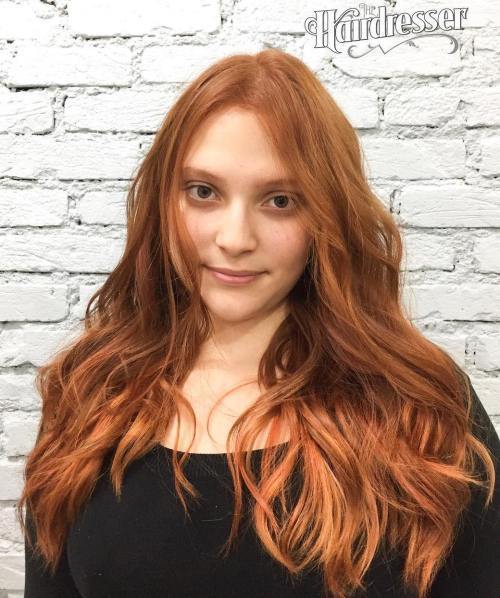 Lång Red Hair With Centre Part