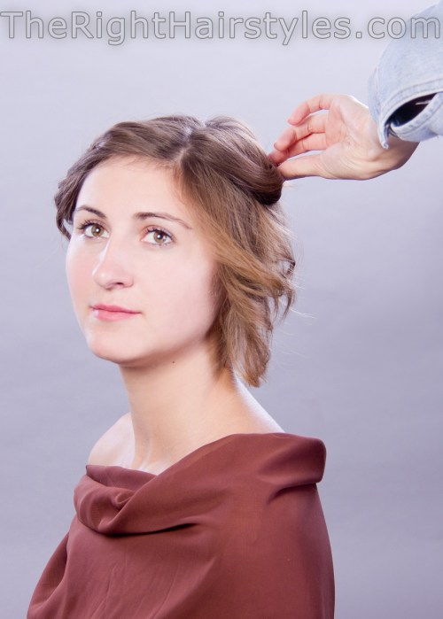 hur to style updo for fine hair