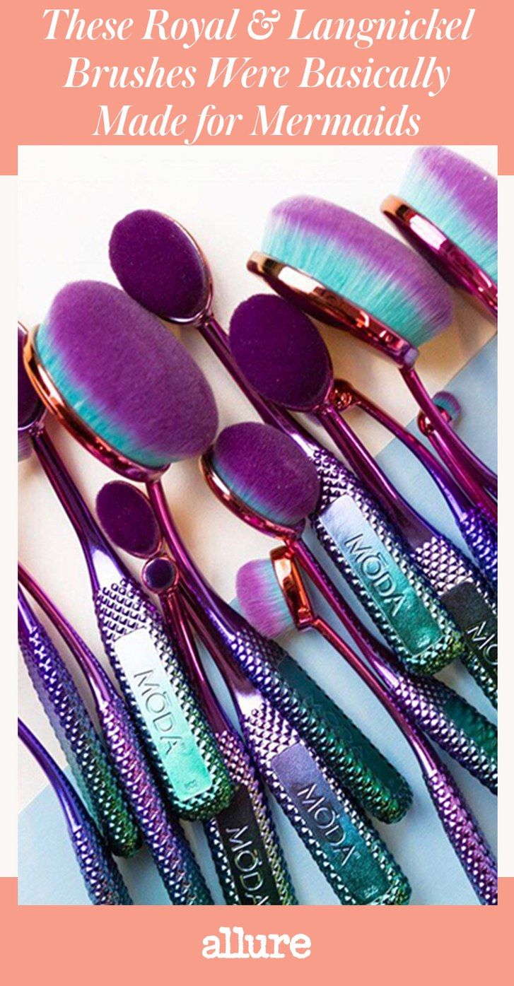 De Royal & Langnickel Moda Prismatic Pro Makeup Brushes Were Basically Made for Mermaids