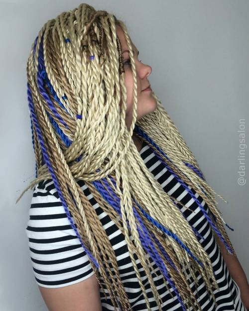 Blondinka Twists With Blue Highlights