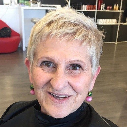 кратак blonde 'do for women over 70