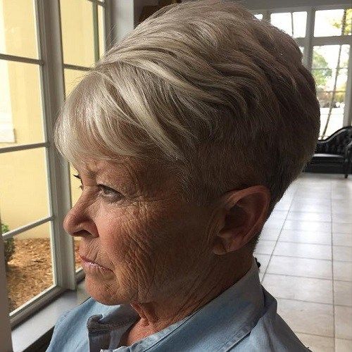 äldre women's short undercut haircut
