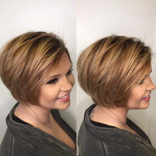Side-Parted Textured Bob For Round Face
