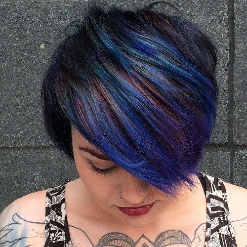 Kratek Choppy Haircut With Blue Highlights